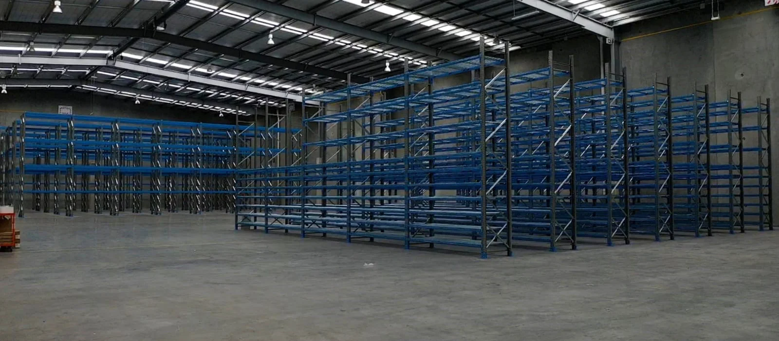 Makita Power Tools Christchurch Warehouse Fitout, Pallet Racking, 6000 Series Pallet Racking, Mesh Decks