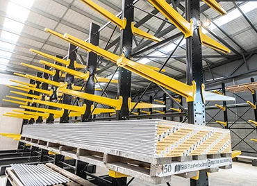 Southern Lake iTM Cromwell, Trade Store Fitout, Cantilever Racking, Pallet racking, Drive through, Yard Racking, Company Colors, Retail Shelving, Moulding Rack