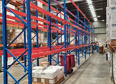 B&D-Doors-CHCH-5000-Series-Pallet-Racking_1Slider
