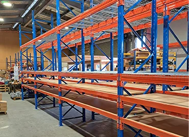 Counties-5000-Series-Pallet-Racking-with-Mesh-Decks-and-Boards_1Featured