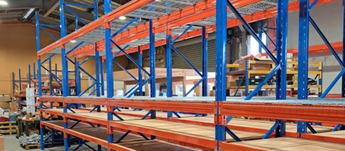 Counties 5000 Series Pallet Racking with Mesh Decks and Boards