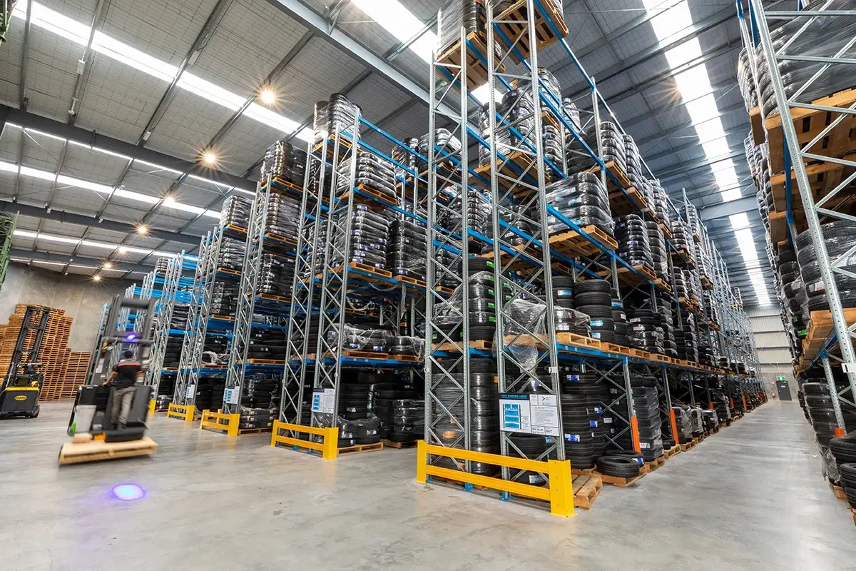 6000-Series-Pallet-Racking_1