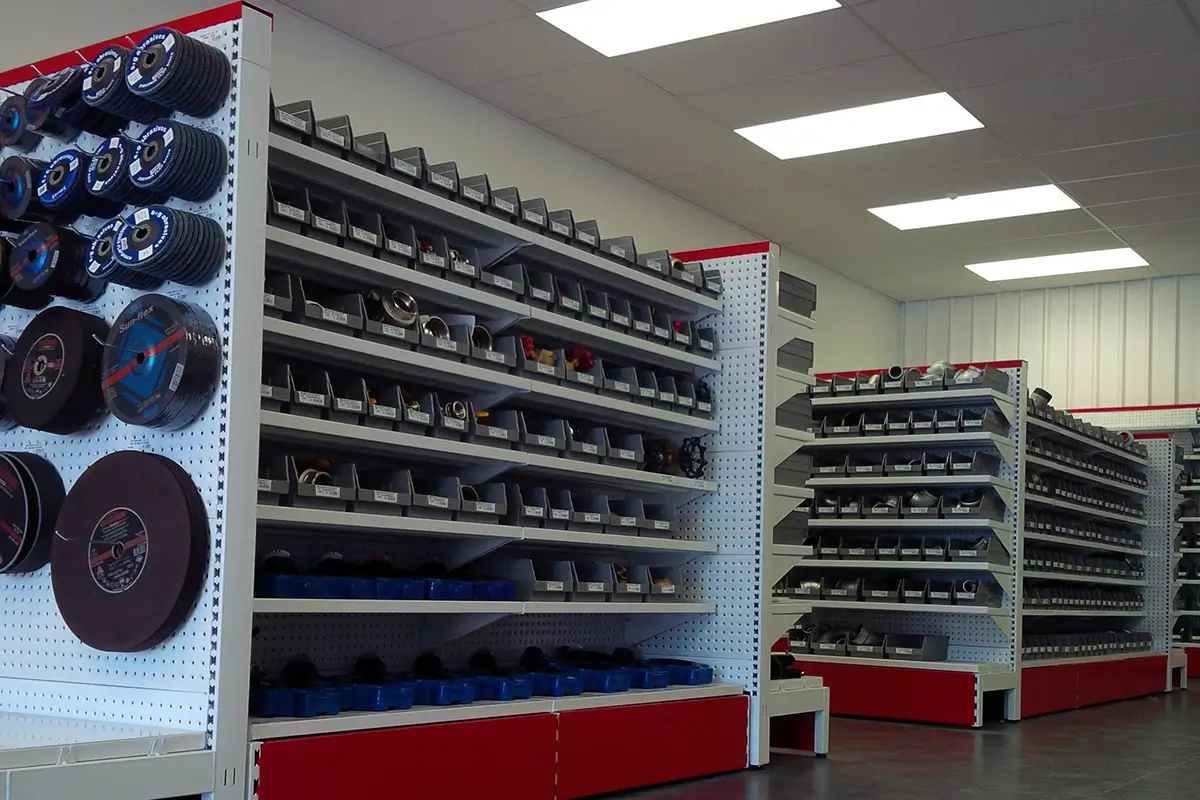 Retail-Shelving_4